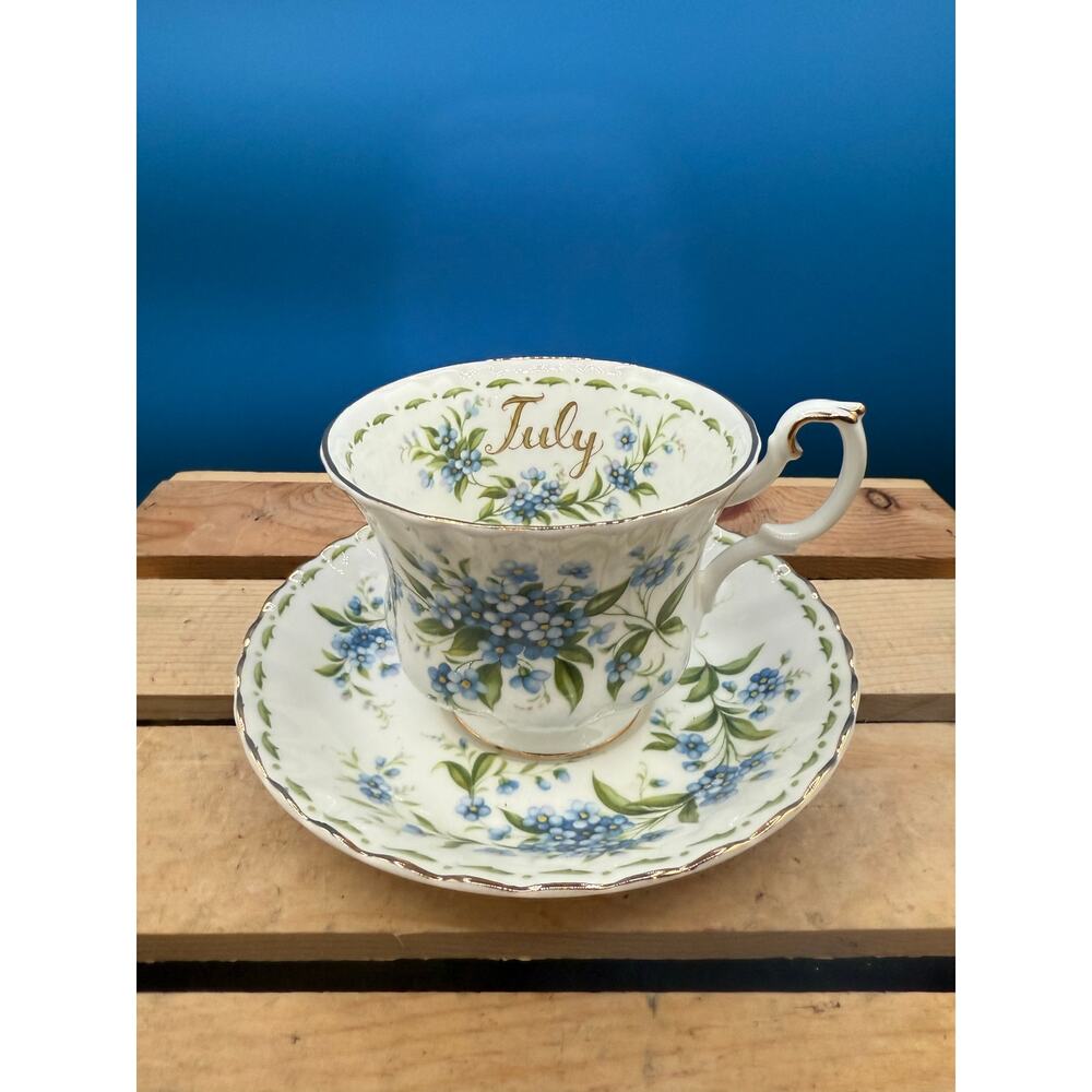 Royal Albert Flower of the Month July Cup/Saucer Set-BoneChina England